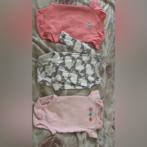Carter's Pink and Gray Bodysuits Set *used like new $5 for all 3*
